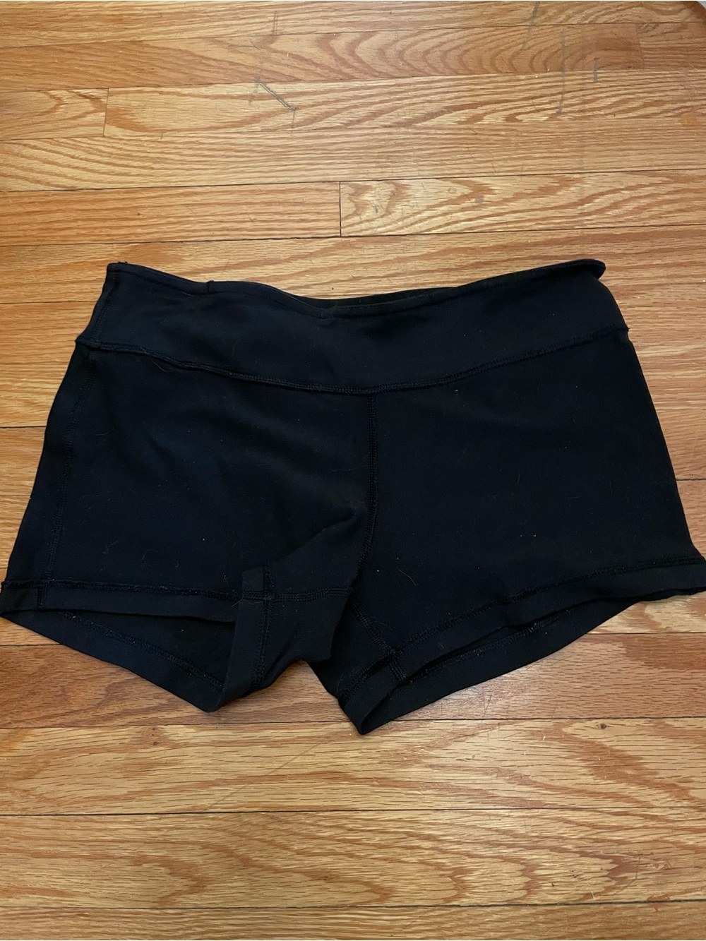 Ivivva black spank shorts